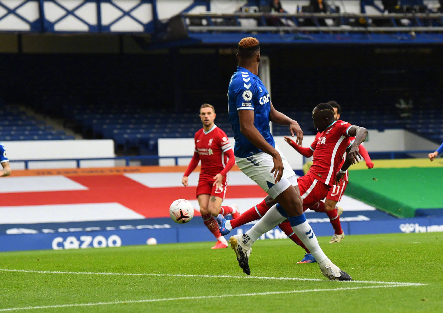 以及始终聚 以及始终聚